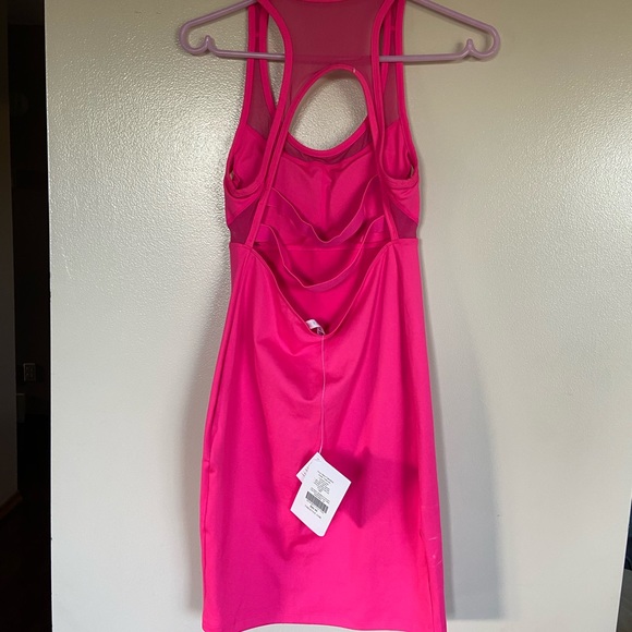 Vibrant Razorback mini dress - Picture 2 of 3